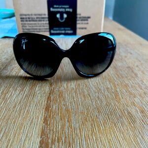 Ray-Ban Sunglasses